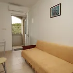 Appartamento By The Sea Cove Mala Lamjana, Ugljan - 8461