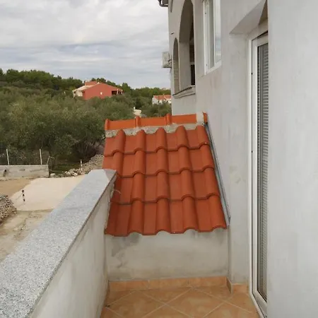 Apartman By The Sea Cove Mala Lamjana, Ugljan - 8461 *