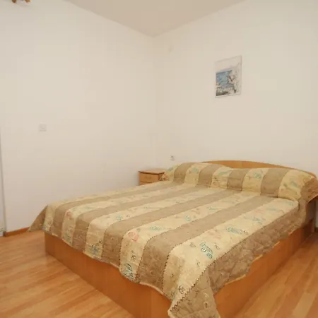 Apartman By The Sea Cove Mala Lamjana, Ugljan - 8461 *