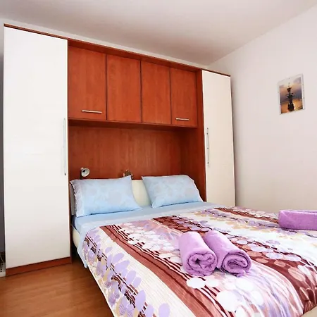 By The Sea Cove Mala Lamjana, Ugljan - 8461 Apartment *