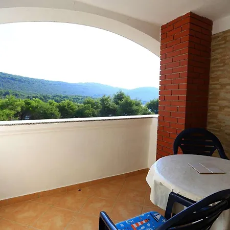 Apartment By The Sea Cove Mala Lamjana, Ugljan - 8461