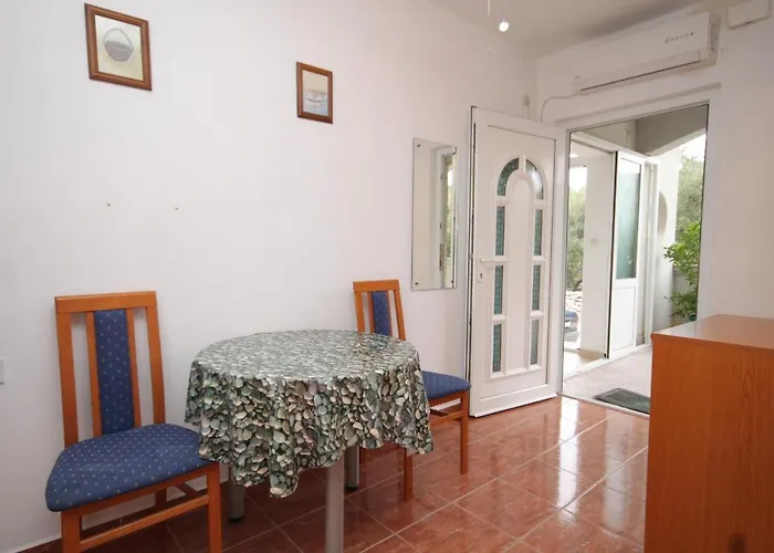 Apartmán By The Sea Cove Mala Lamjana, Ugljan - 8461 Kali